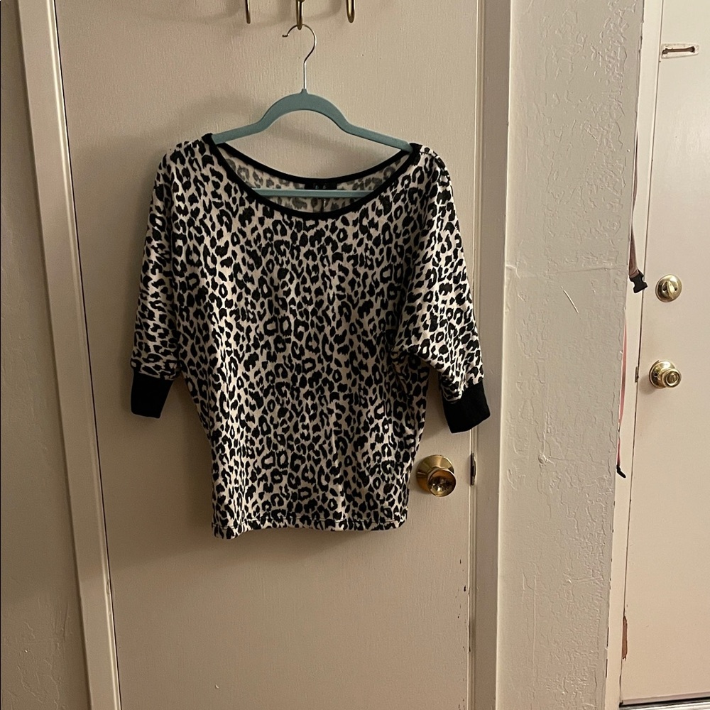 Leopard Print Women's sweater